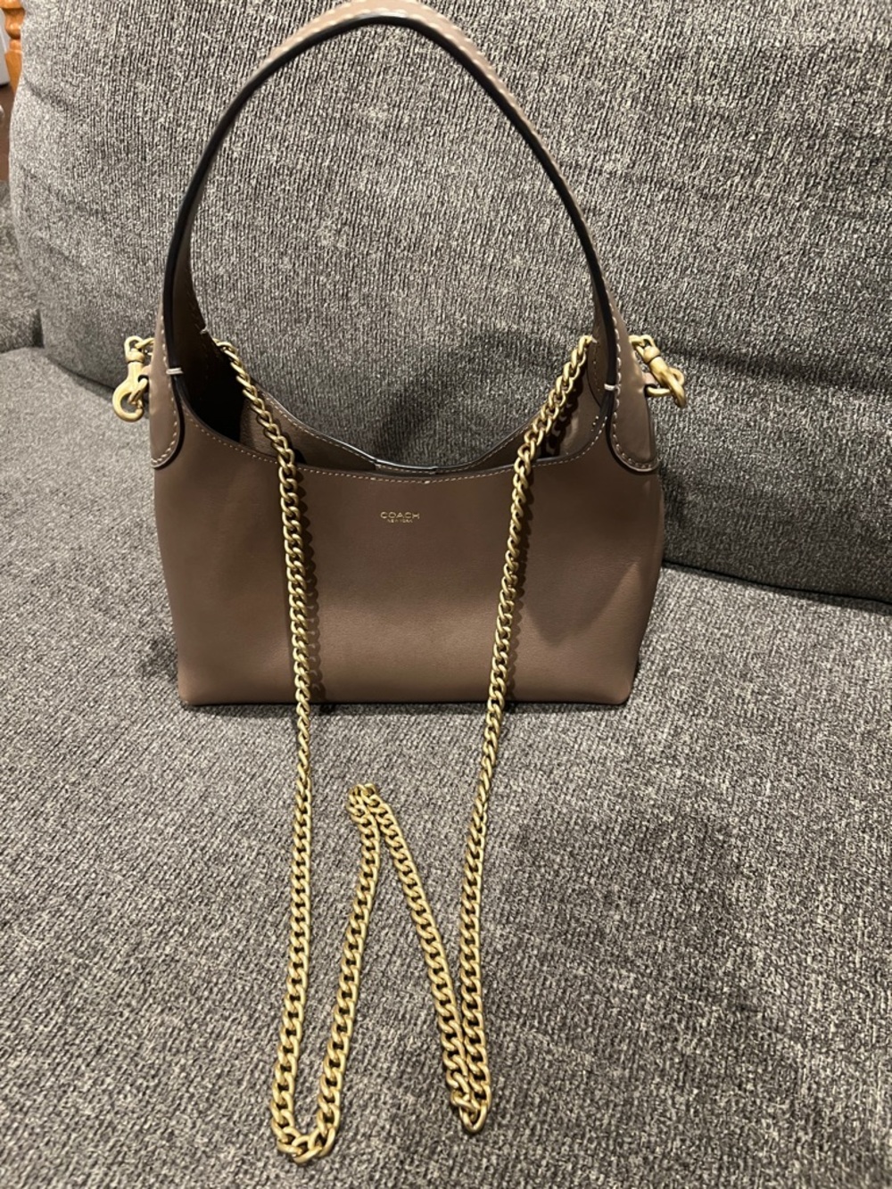 Coach Taupe Leather Shoulder Bag with Gold Chain Accents - Picture 6 of 7